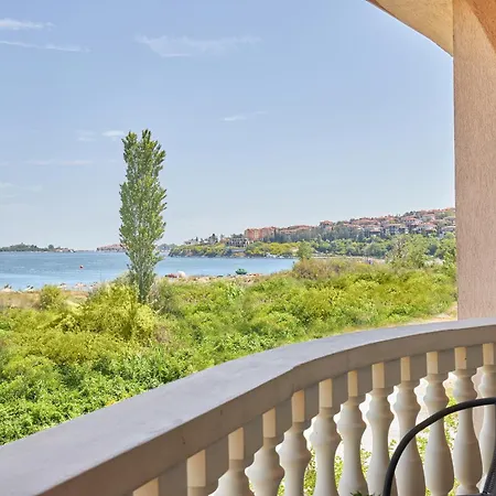 Apartament Front Luxury *